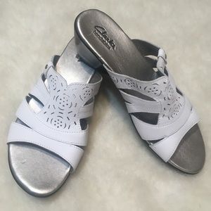 Clark's Sandals Size 7.5 Womens